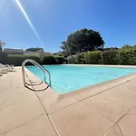 Sm700-007 Pinede Maxime Maison 5 Pieces 8 Couchages Avec Piscine Et Parking Vila Sainte-Maxime